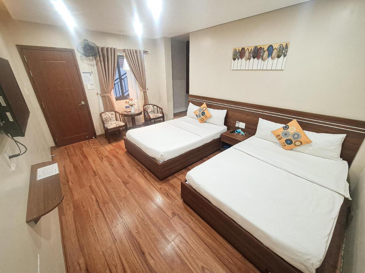 Quan Quan Hotel Дананг Екстер'єр фото
