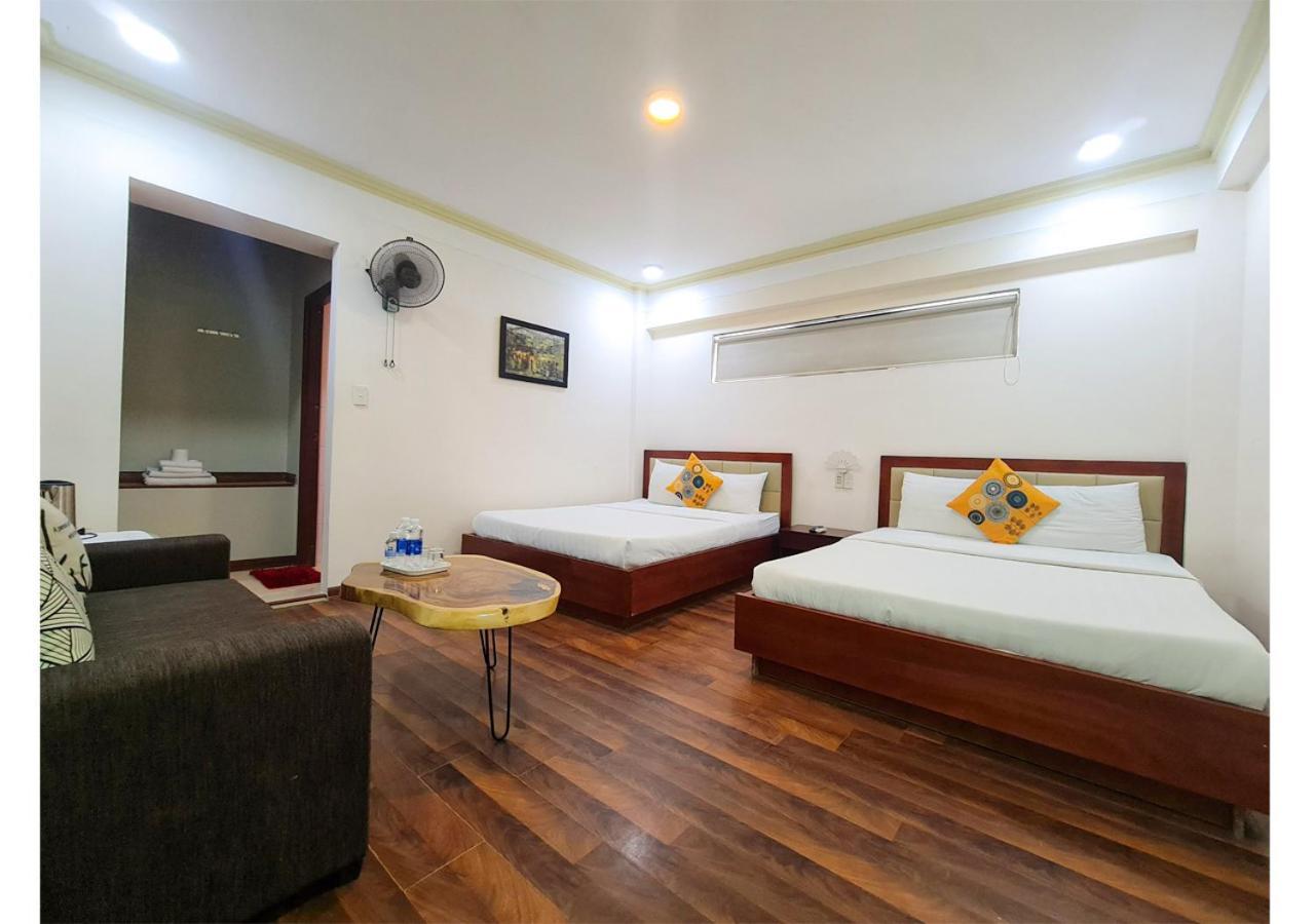 Quan Quan Hotel Дананг Екстер'єр фото