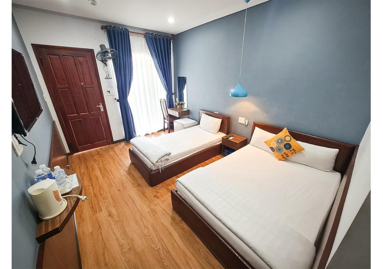 Quan Quan Hotel Дананг Екстер'єр фото