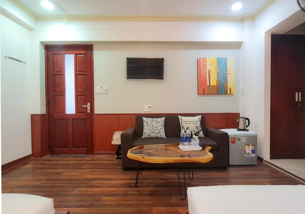 Quan Quan Hotel Дананг Екстер'єр фото