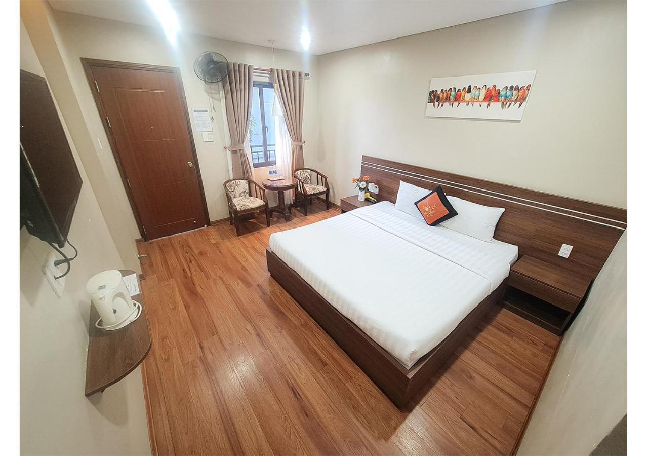 Quan Quan Hotel Дананг Екстер'єр фото