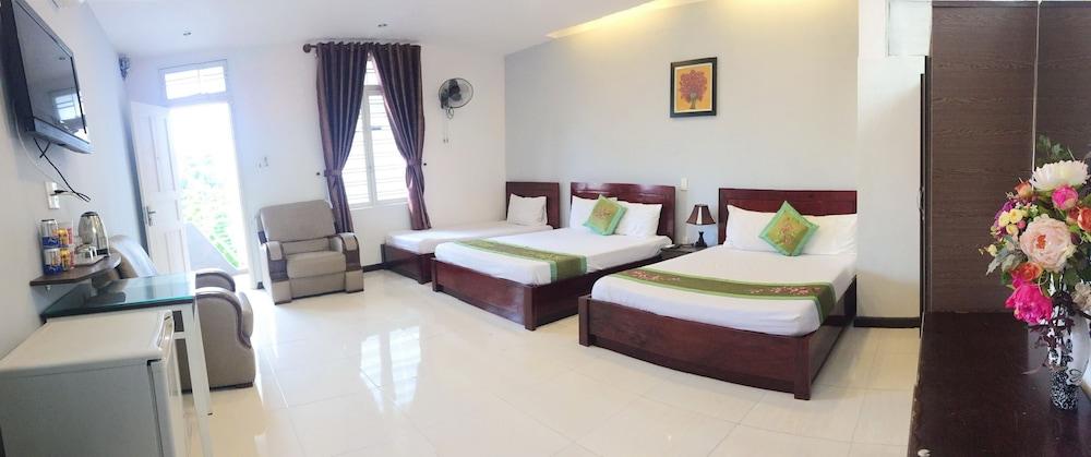 Quan Quan Hotel Дананг Екстер'єр фото