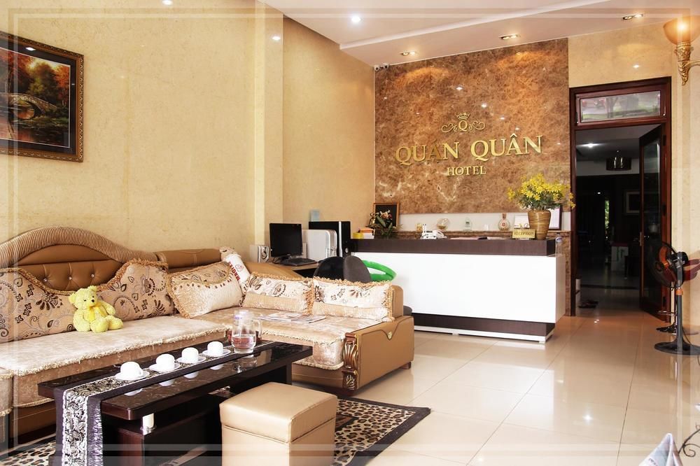 Quan Quan Hotel Дананг Екстер'єр фото
